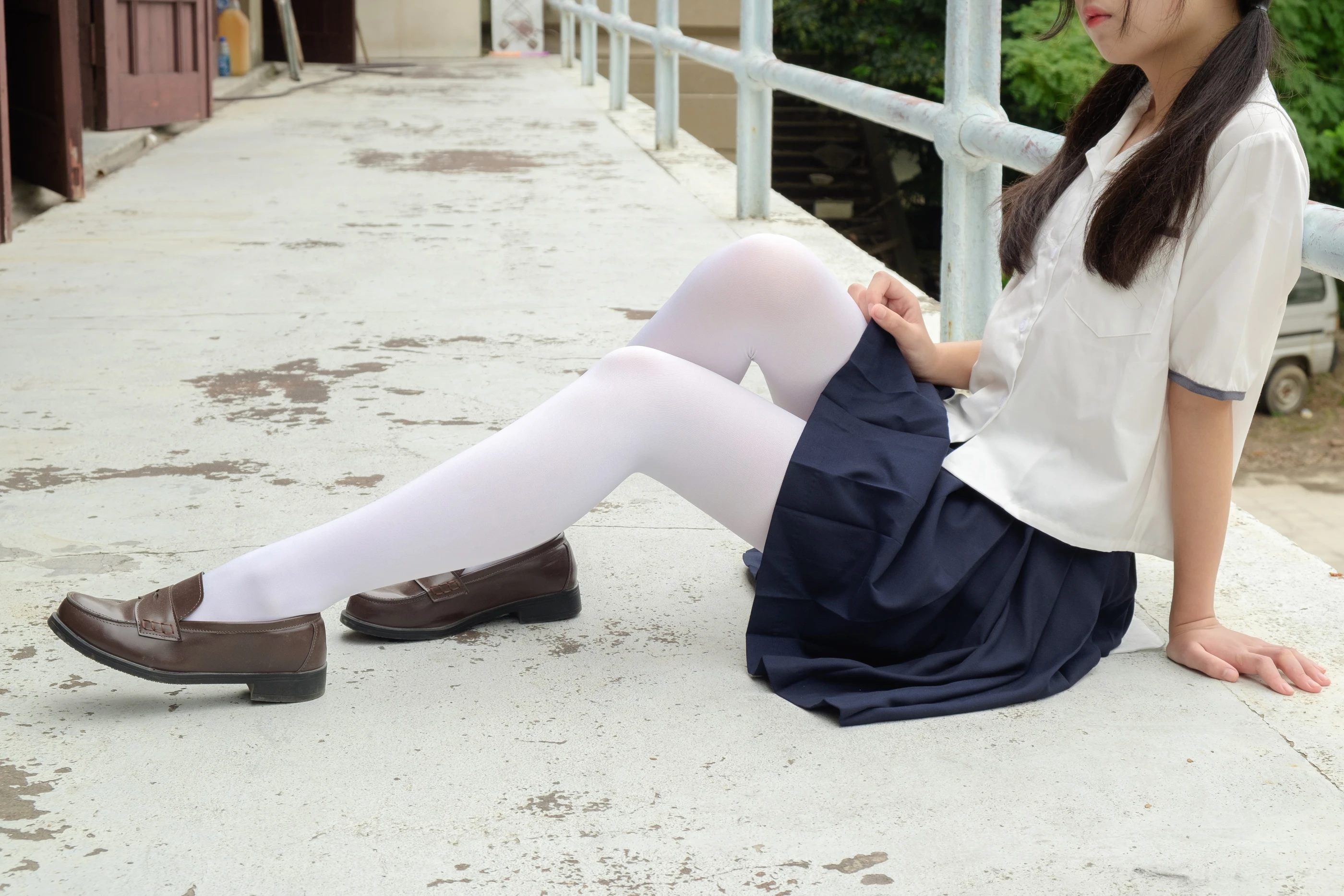 森萝财团 R15-034 [102P]插图2